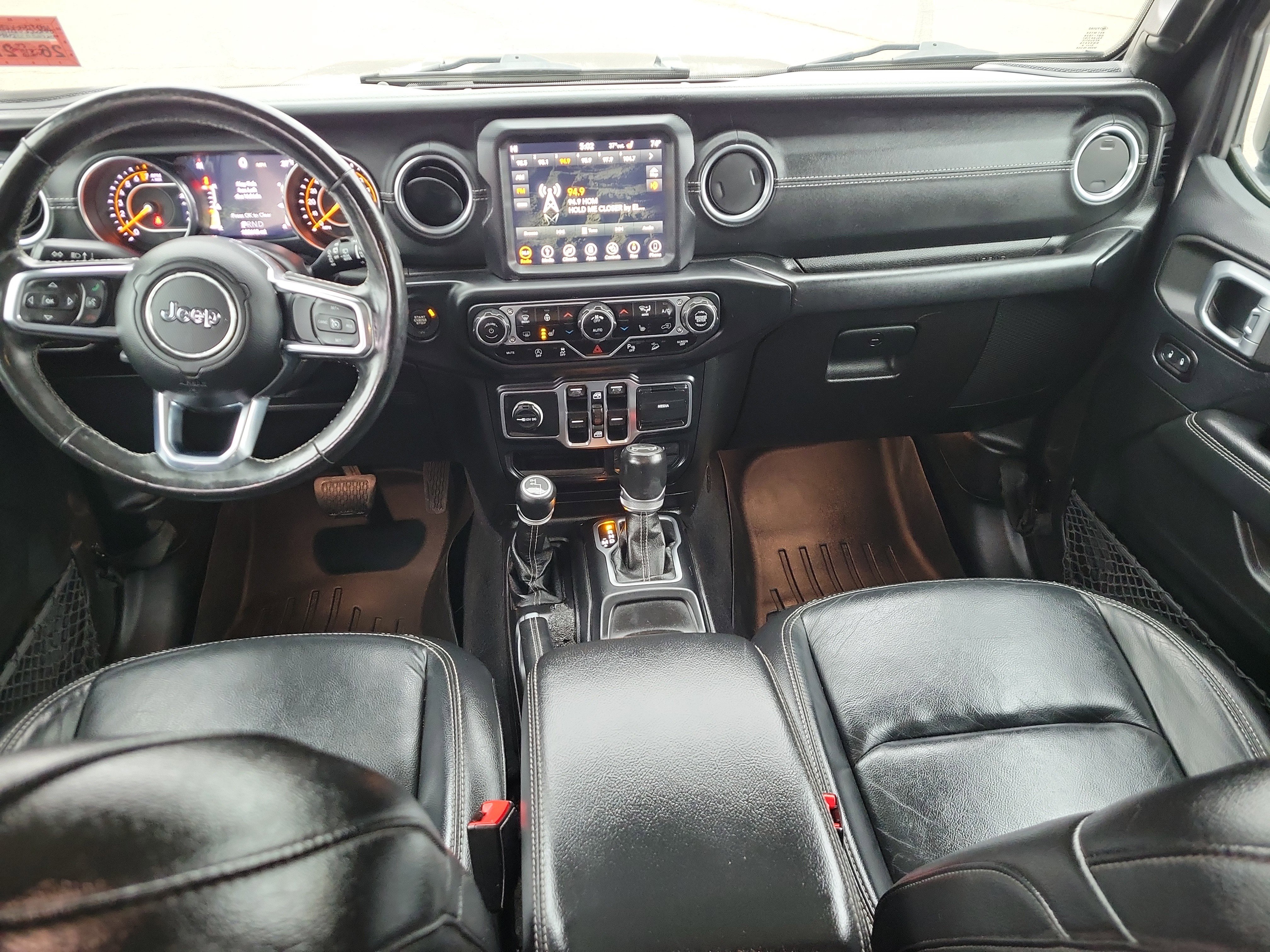 Used 2018 Jeep Wrangler Unlimited Sahara image 18