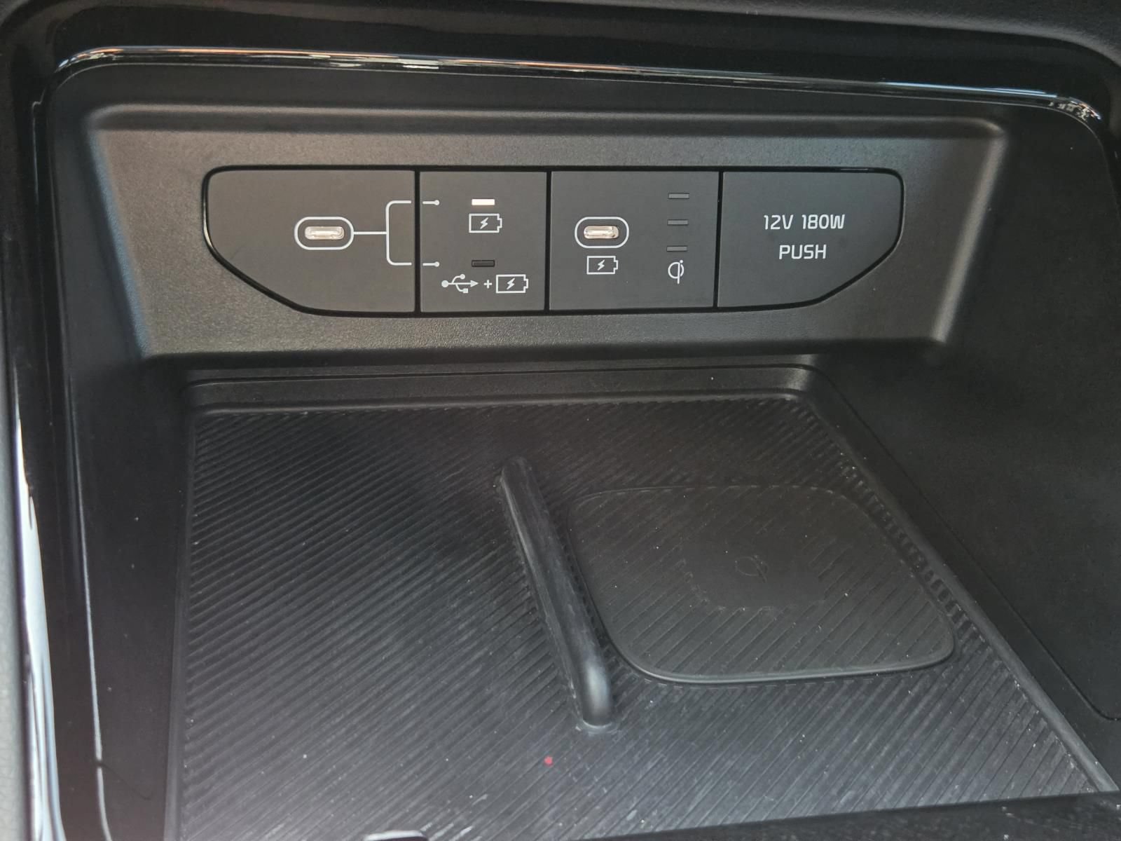 Used 2025 Kia K5 GT FWD image 31