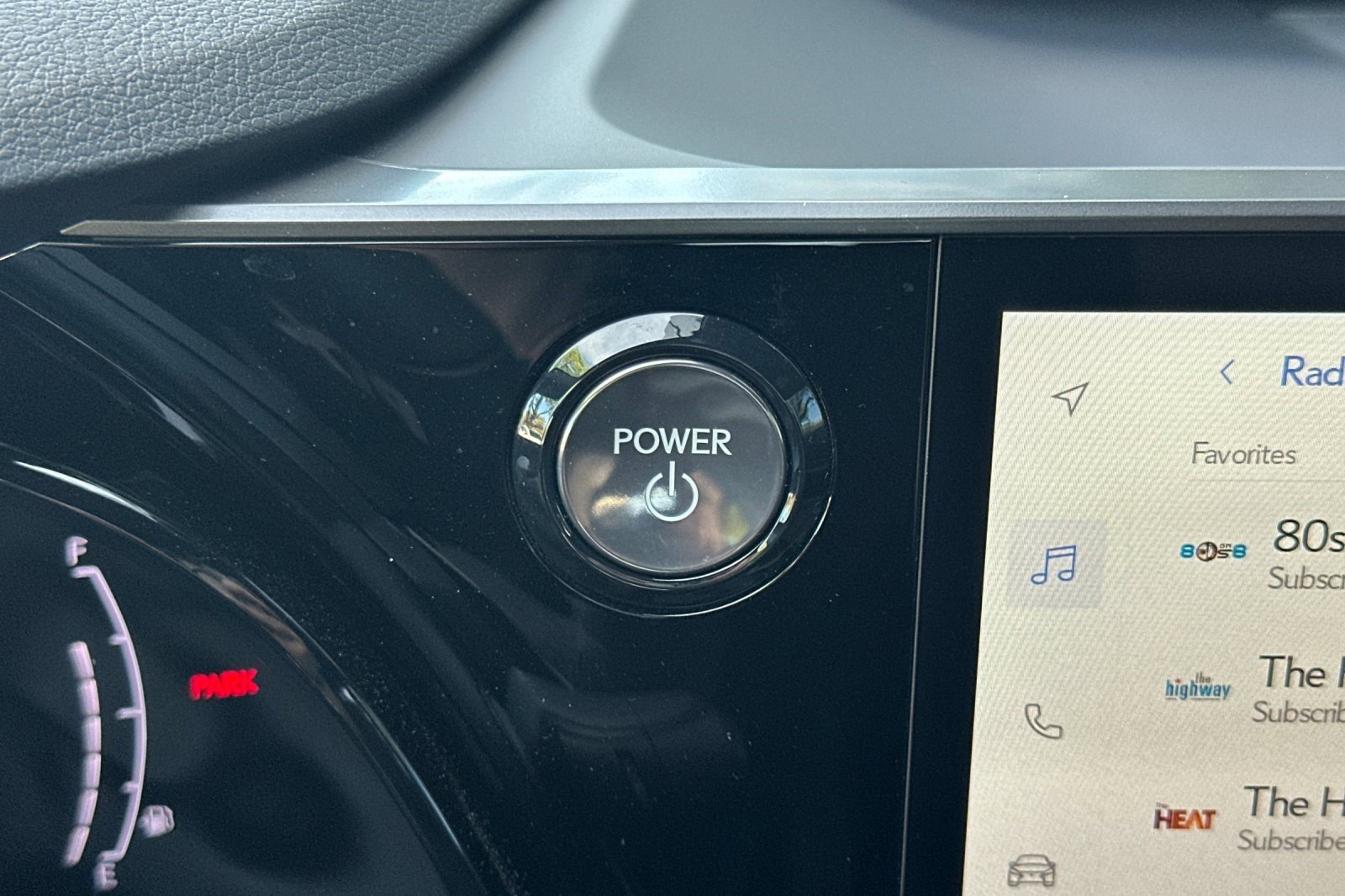 Certified 2023 Lexus RX 350 w/ Accessory Package (Z1) image 29