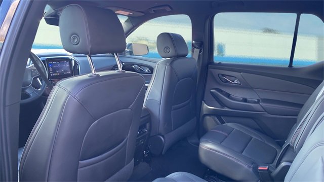Used 2023 Chevrolet Traverse RS image 17