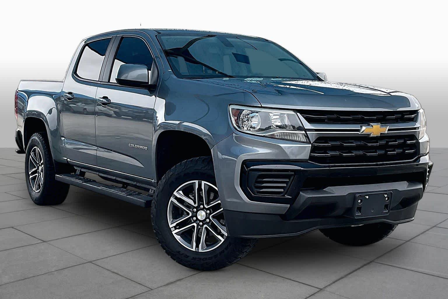Used 2021 Chevrolet Colorado W/T w/ Custom Special Edition RWD image 3