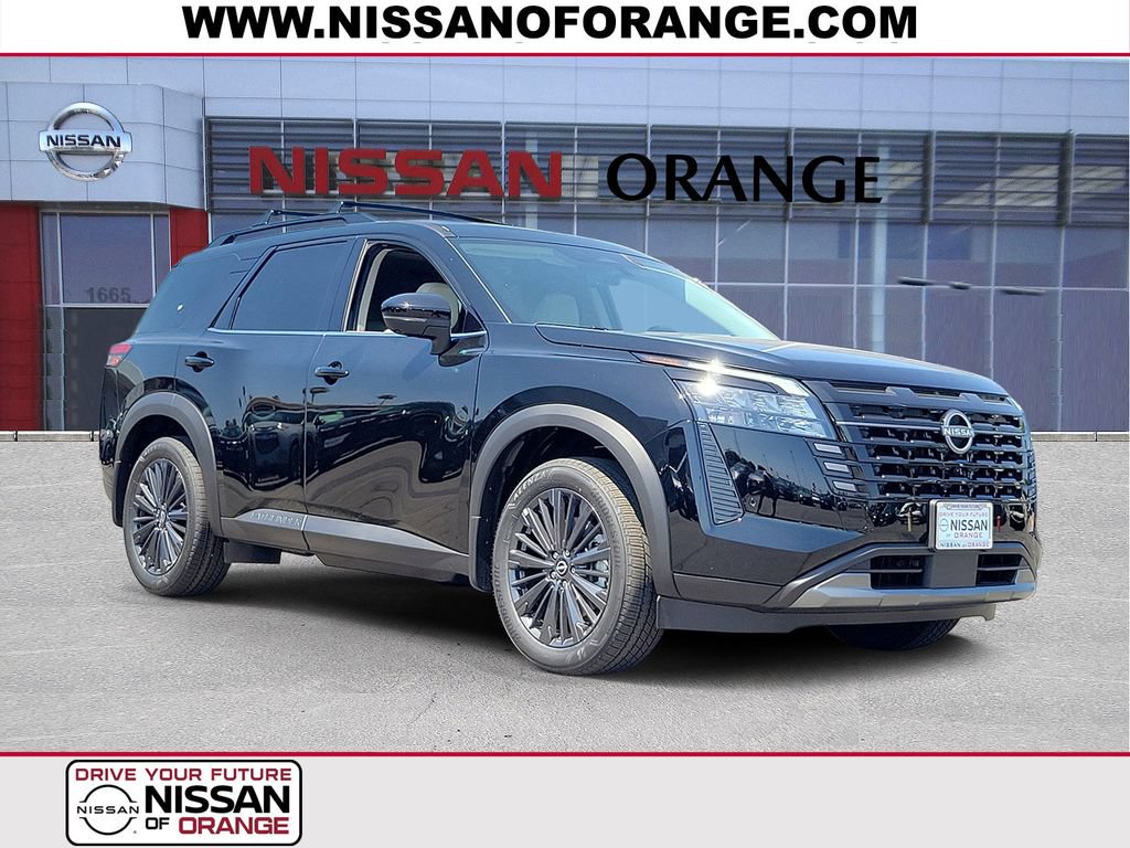 New 2026 Nissan Pathfinder SL w/ SL Premium Package (P04)