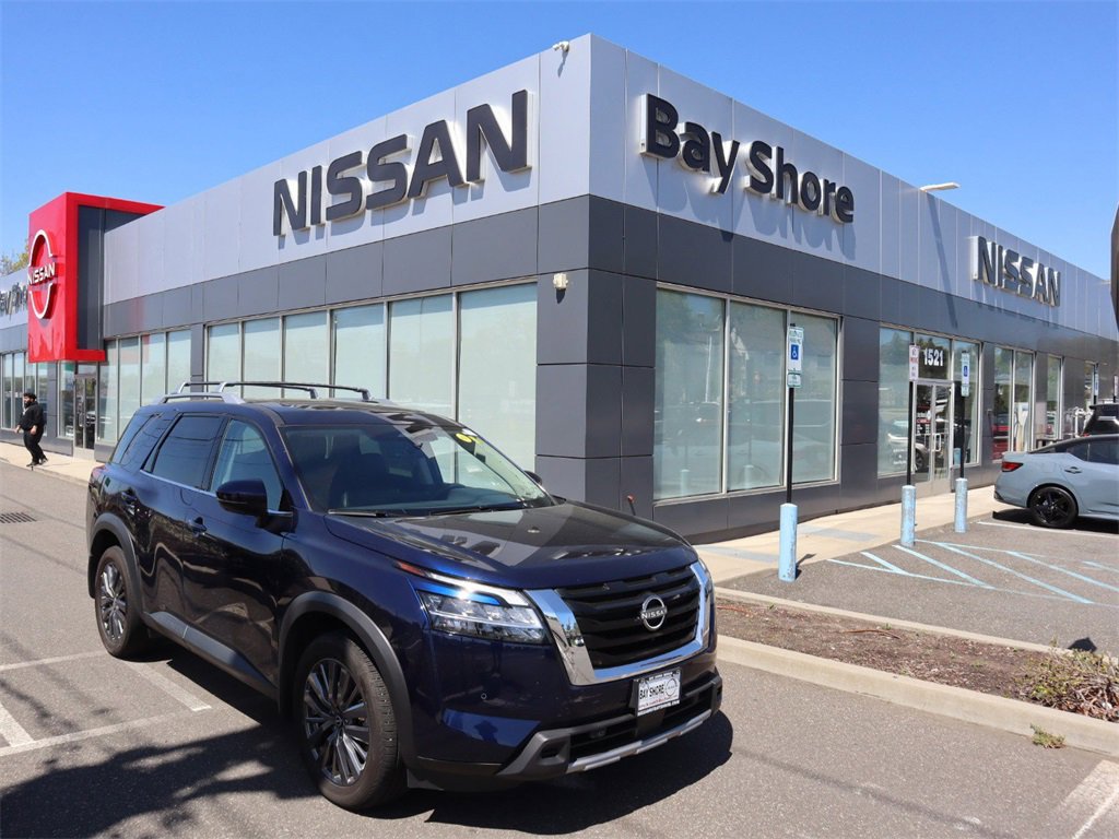 Certified 2024 Nissan Pathfinder SL w/ SL Premium Package