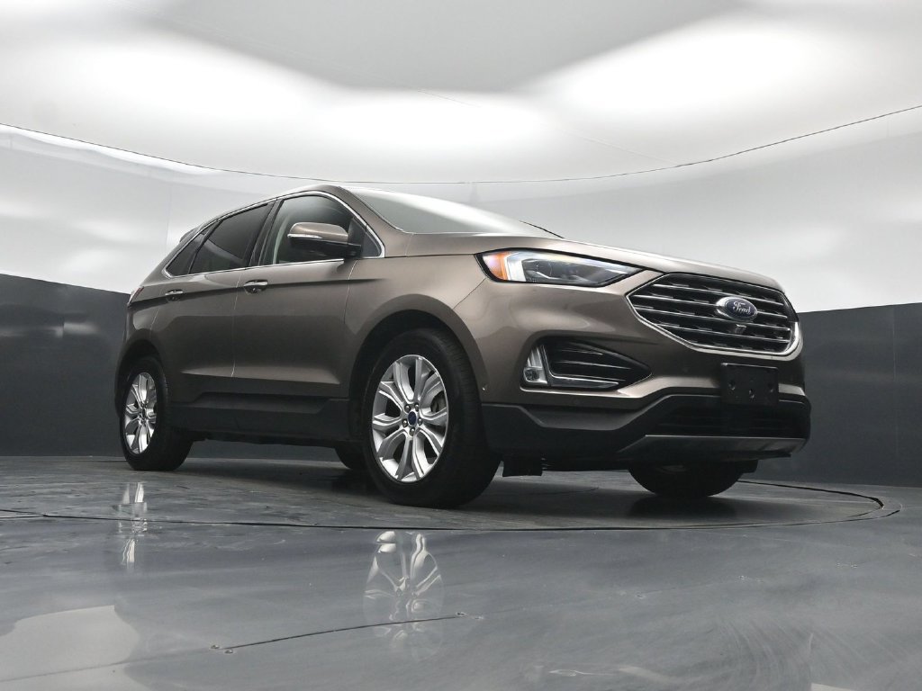 Certified 2019 Ford Edge Titanium w/ Equipment Group 301A FWD image 49