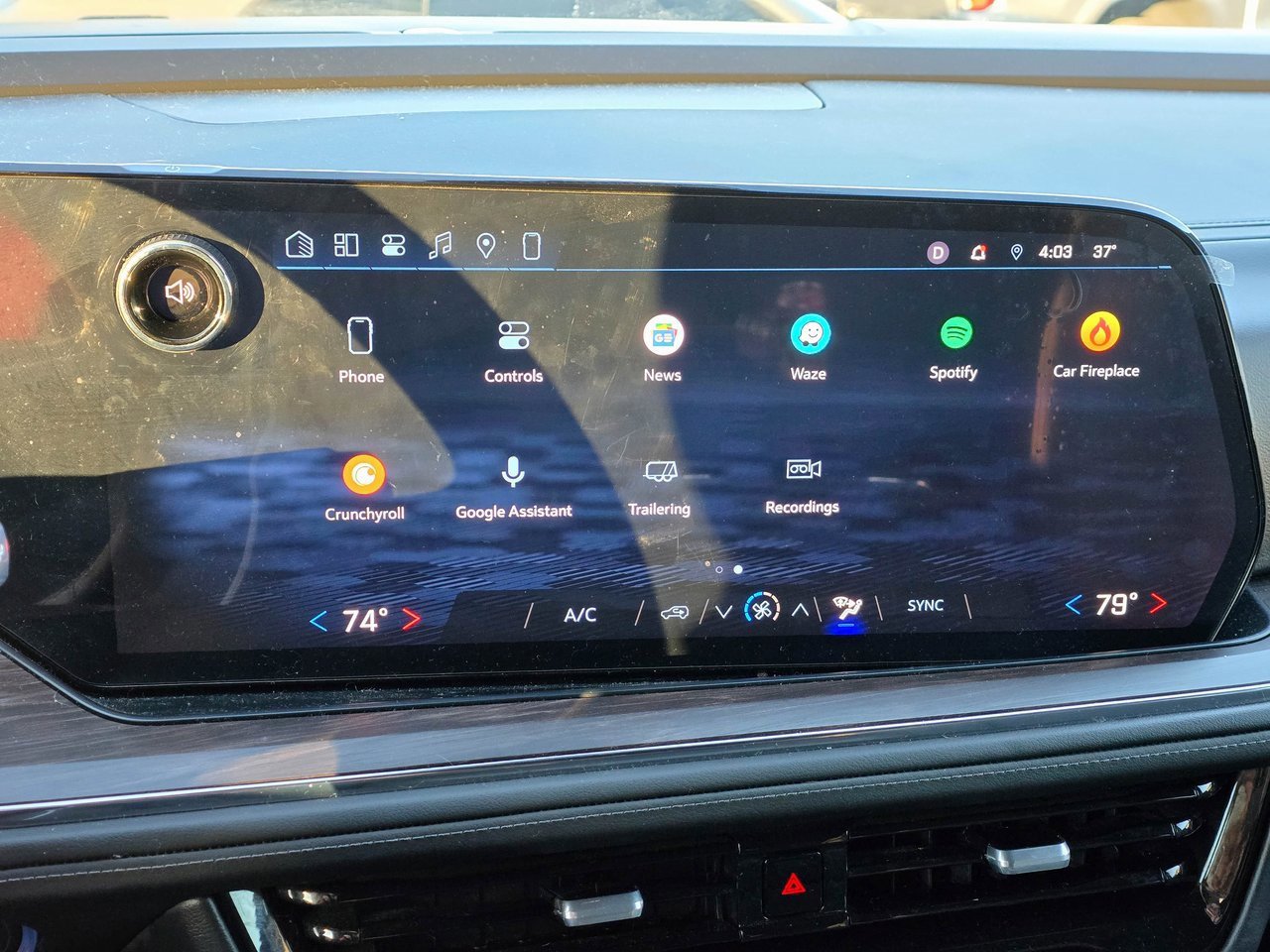 Used 2025 Chevrolet Tahoe LS image 14