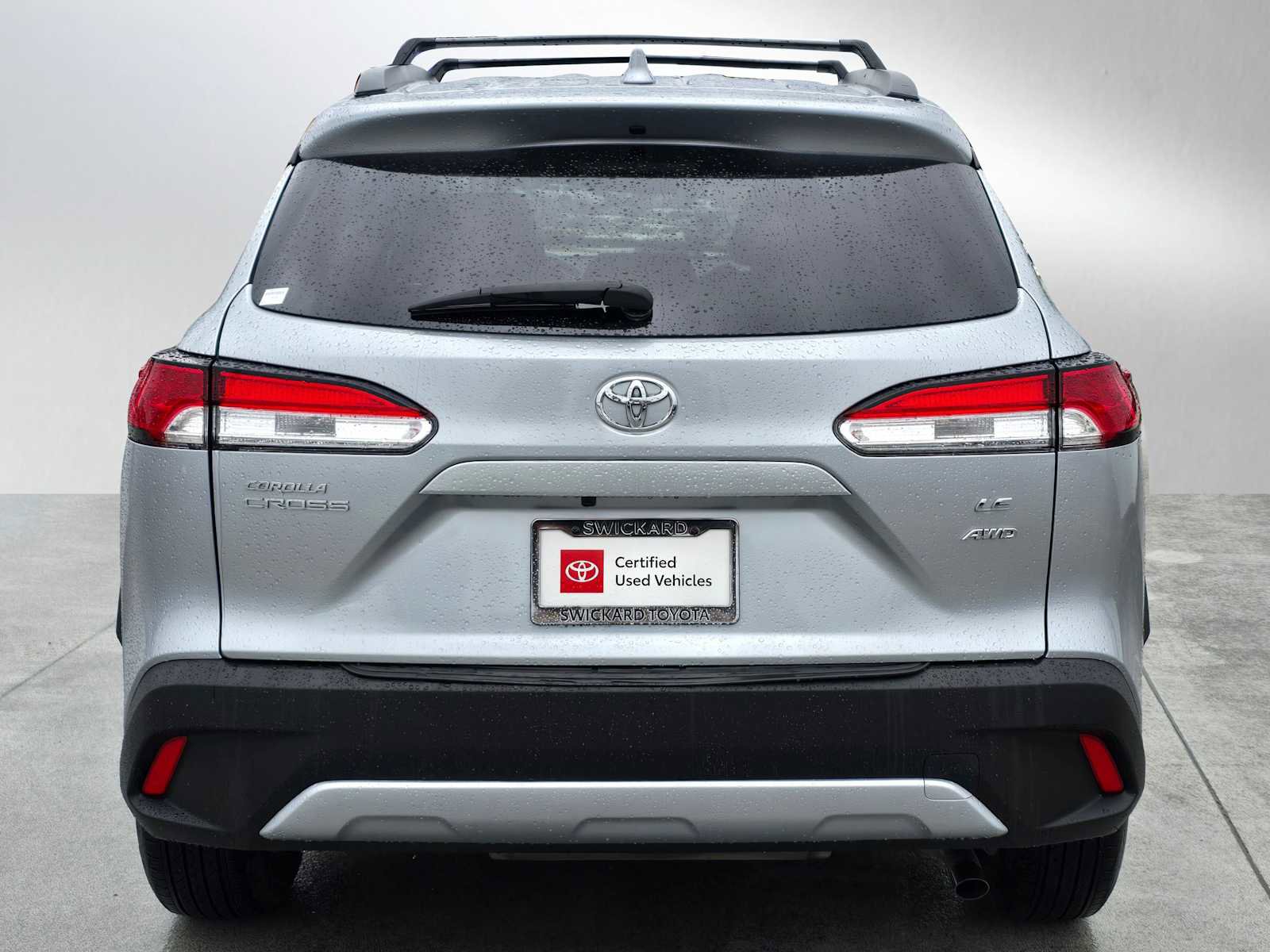 Certified 2023 Toyota Corolla Cross LE w/ Moonroof Package image 4