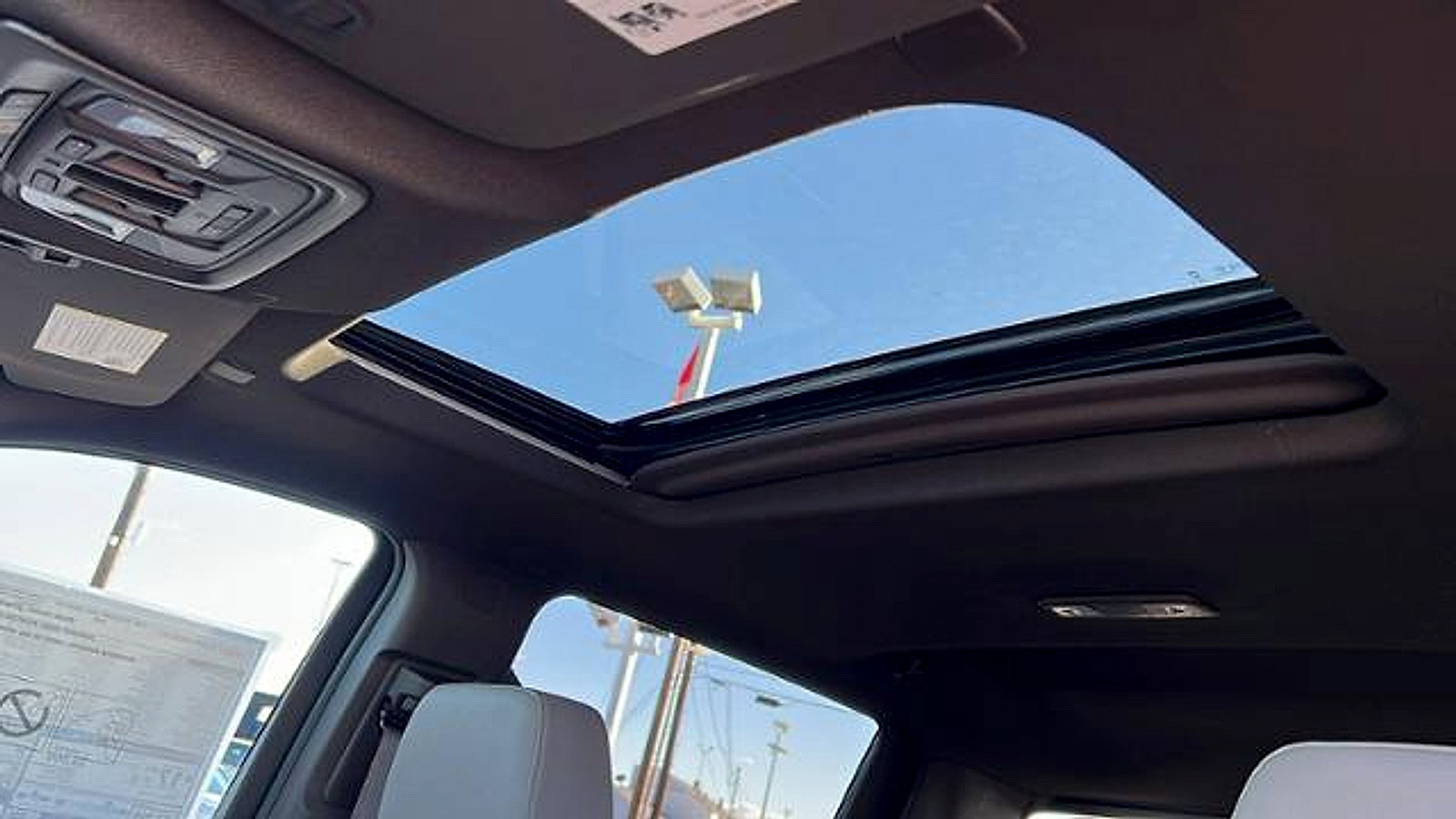 New 2026 Chevrolet Silverado 1500 LTZ w/ LTZ Premium Package image 30