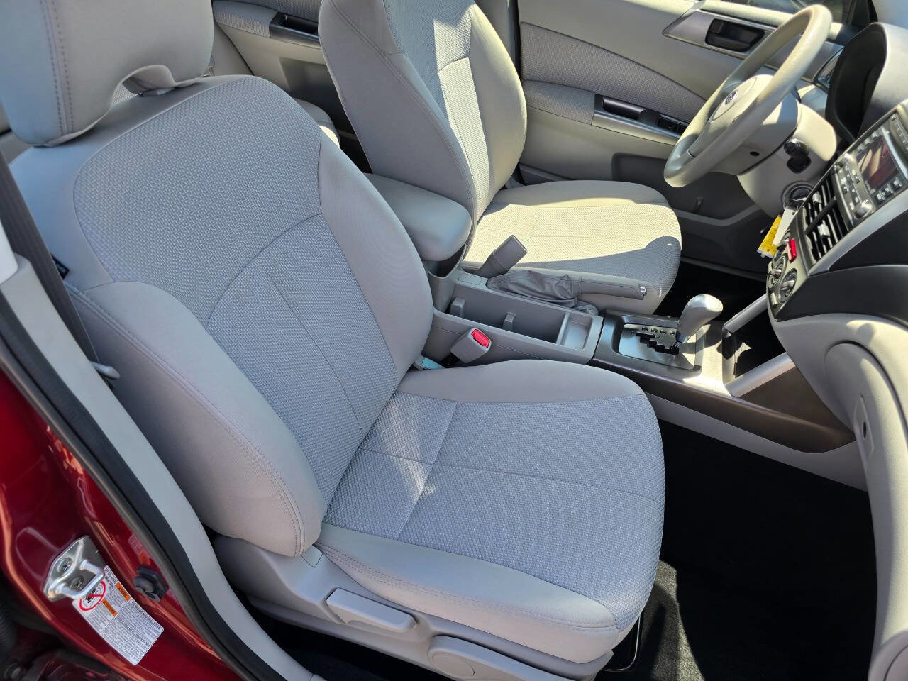 Used 2012 Subaru Forester 2.5X w/ Popular Pkg 3 AWD/4WD image 24