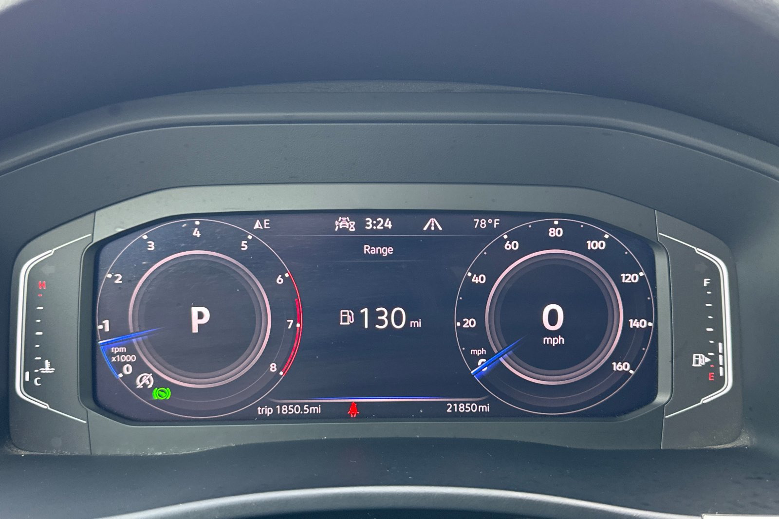 Used 2022 Volkswagen Atlas Cross Sport SE image 24