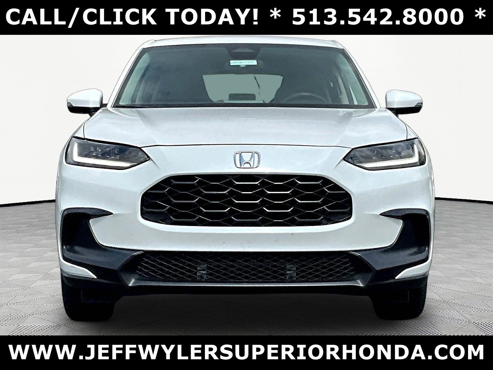 Used 2024 Honda HR-V LX image 2