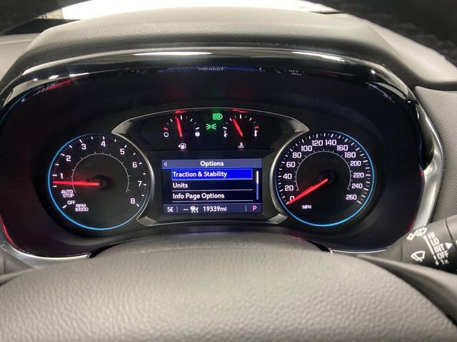 Used 2023 Chevrolet Traverse RS image 18