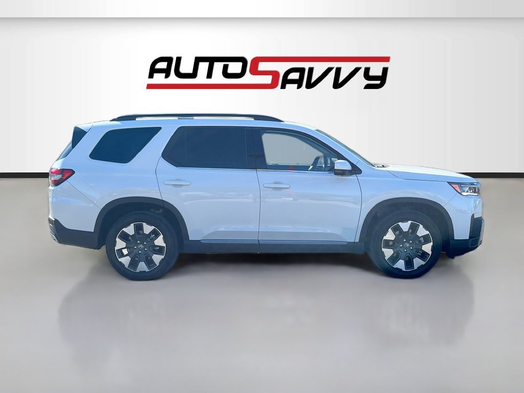 Used 2026 Honda Pilot Touring image 8