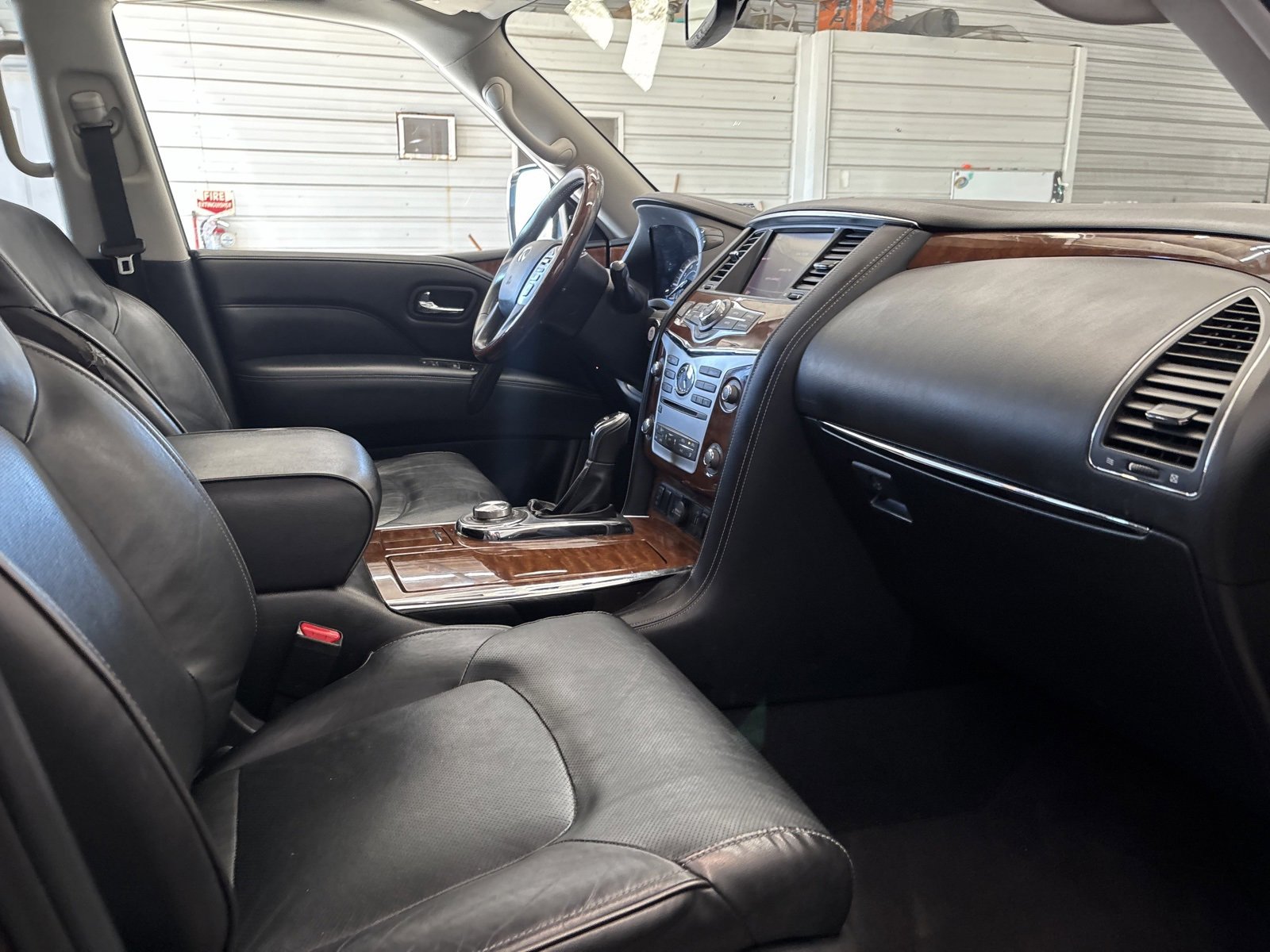 Used 2019 INFINITI QX80 Luxe w/ Proassist Package image 25