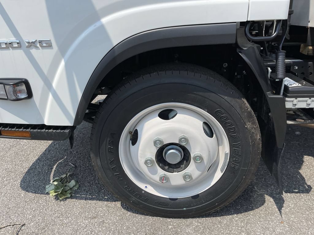 New 2024 Chevrolet Low Cab Forward 5500XG RWD image 6