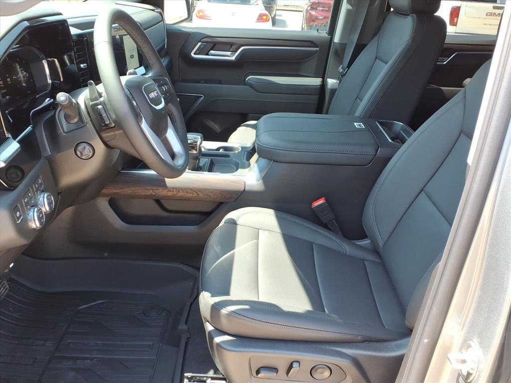 New 2026 GMC Sierra 1500 SLT image 14