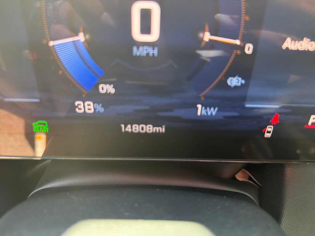 Certified 2024 Chevrolet Equinox EV RS AWD/4WD image 16