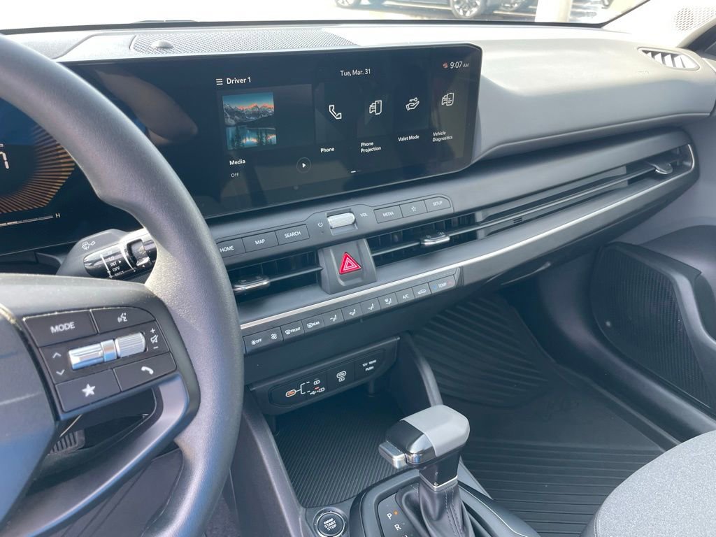 Certified 2025 Kia K4 LXS image 15