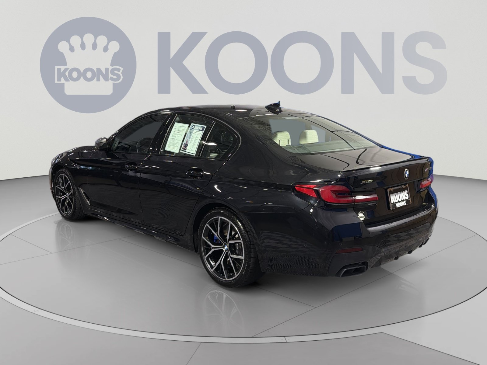 Used 2023 BMW M550i xDrive AWD/4WD image 4