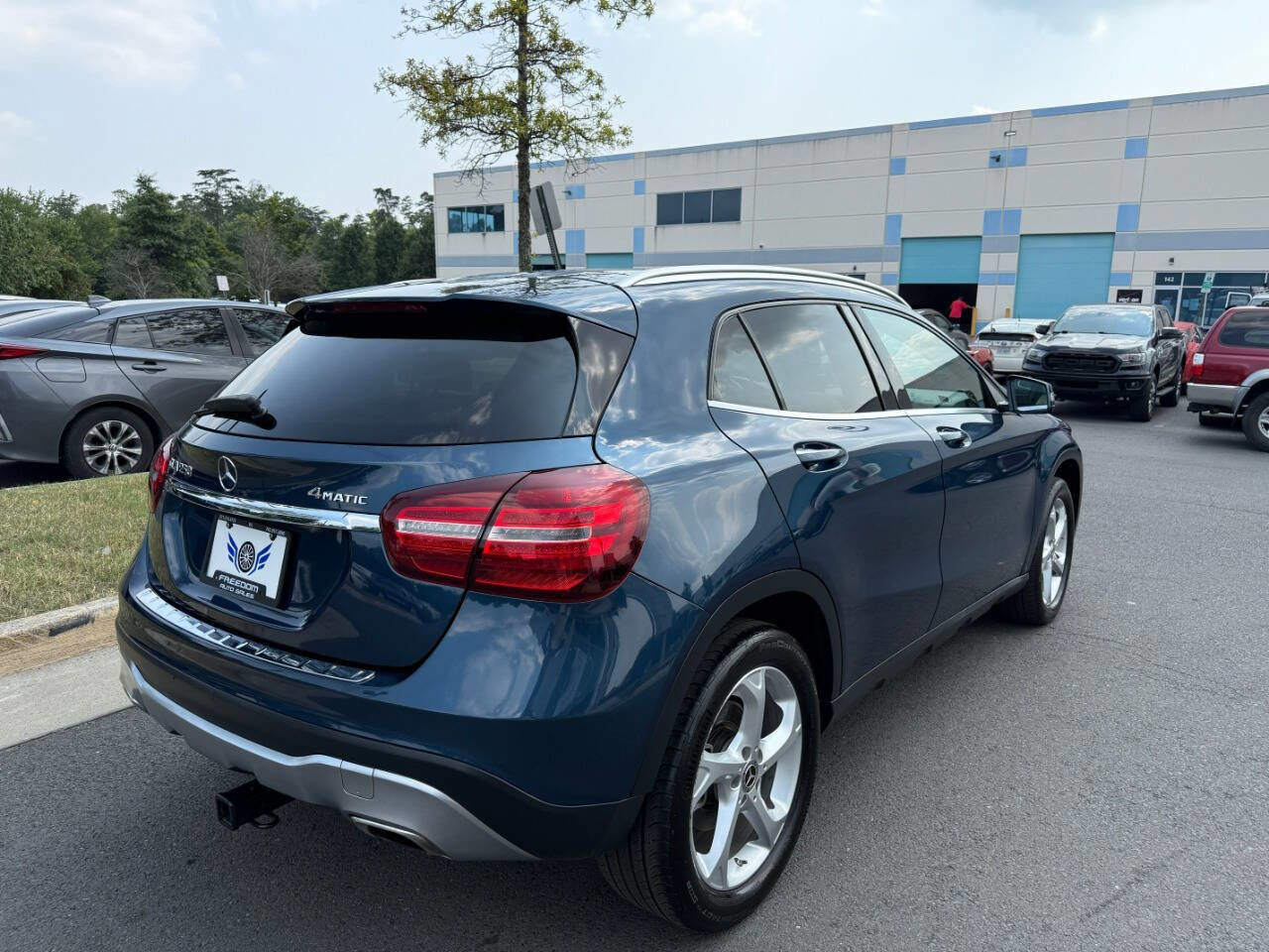 Used 2020 Mercedes-Benz GLA 250 4MATIC image 8
