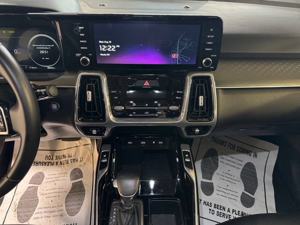 Certified 2023 Kia Sorento SX AWD/4WD image 22