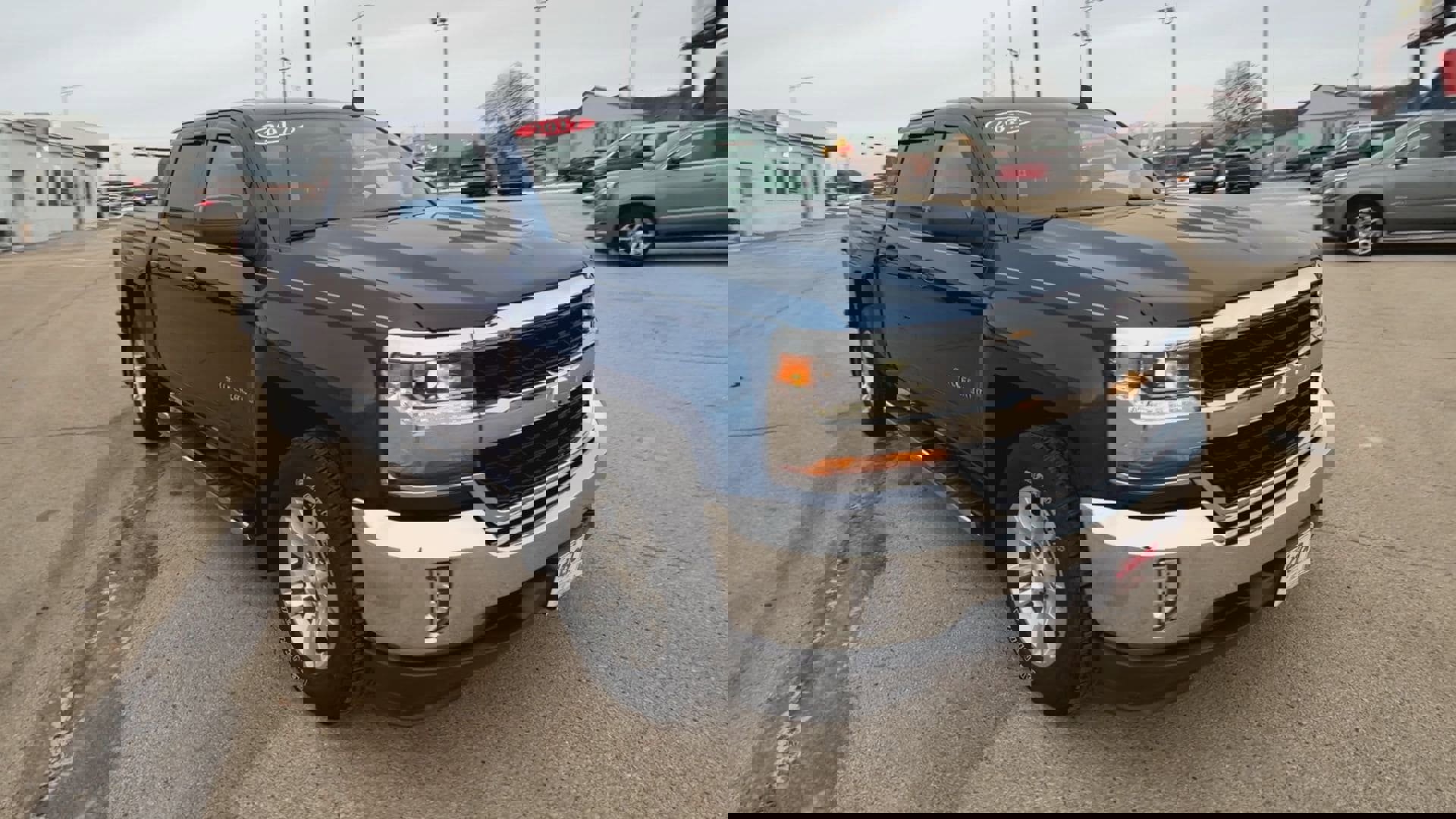 Used 2017 Chevrolet Silverado 1500 LT w/ All Star Edition image 2