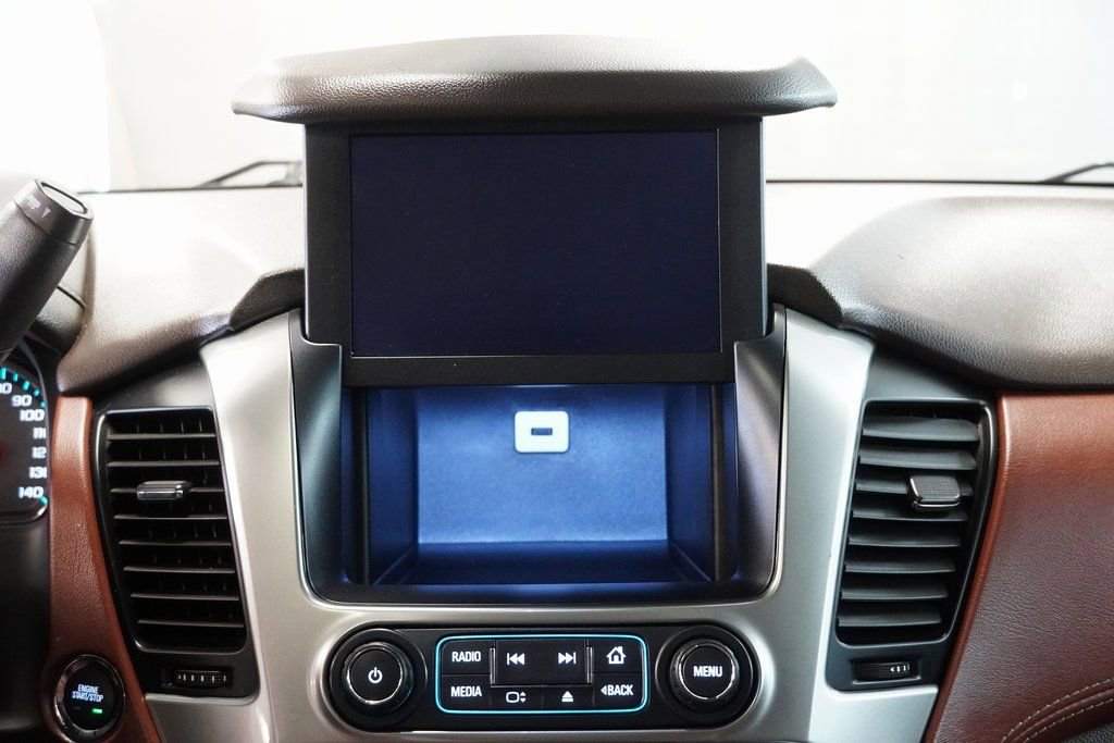 Used 2020 Chevrolet Suburban Premier image 25