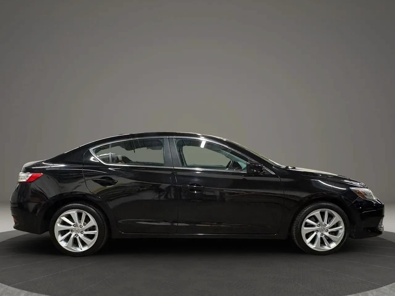 Used 2017 Acura ILX FWD image 6