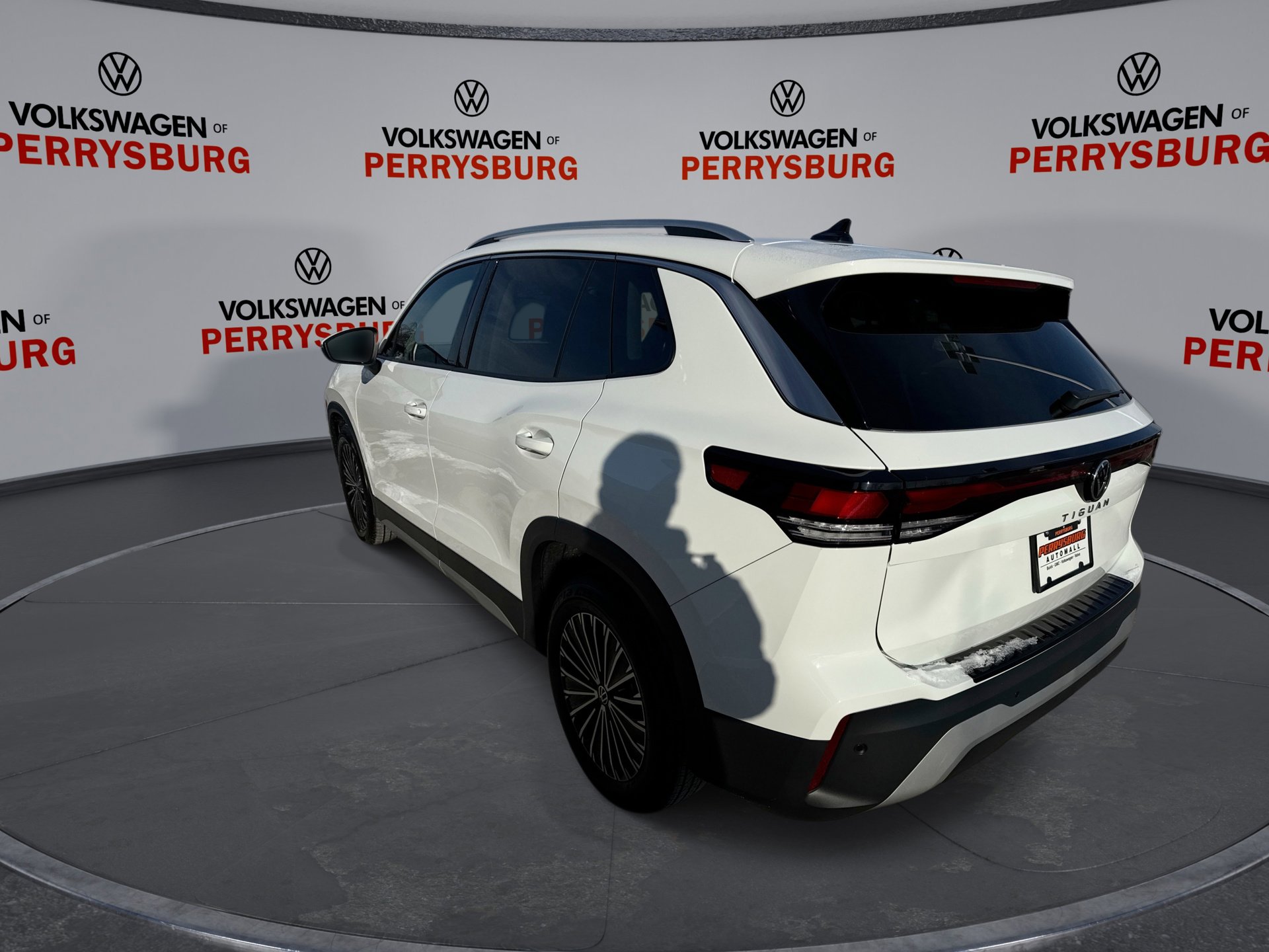 New 2025 Volkswagen Tiguan S image 6