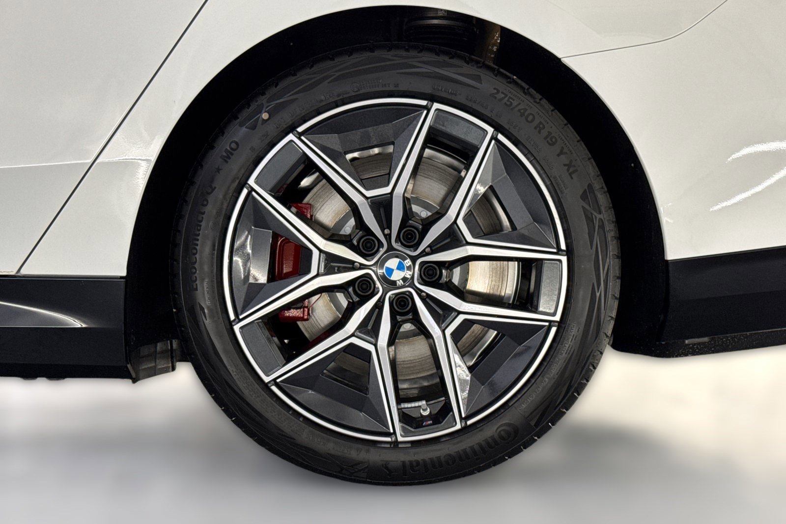 Used 2025 BMW i5 M60 w/ Executive Package AWD/4WD image 11