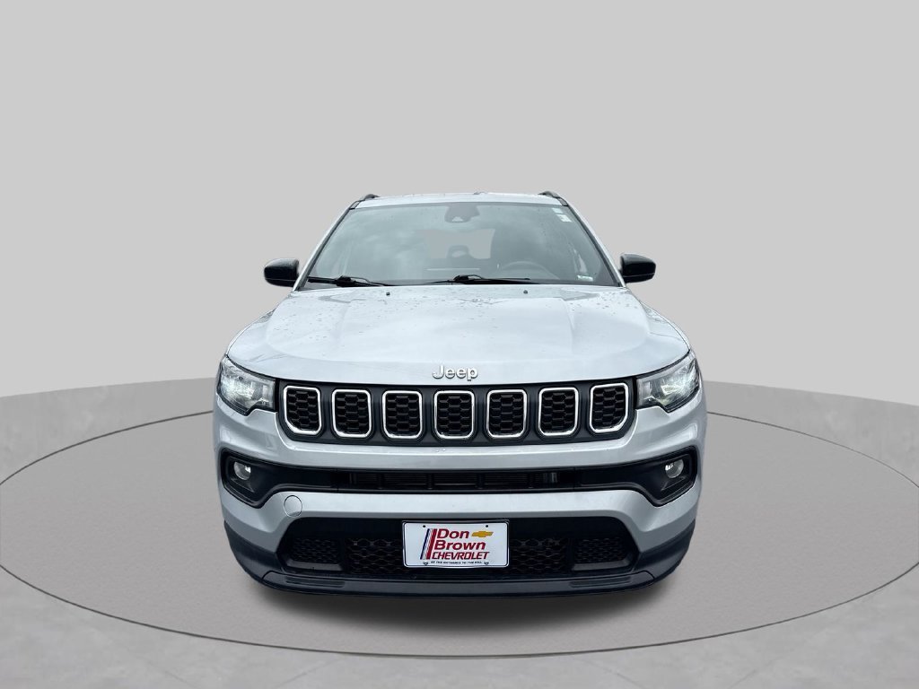 Used 2024 Jeep Compass Latitude AWD/4WD image 30
