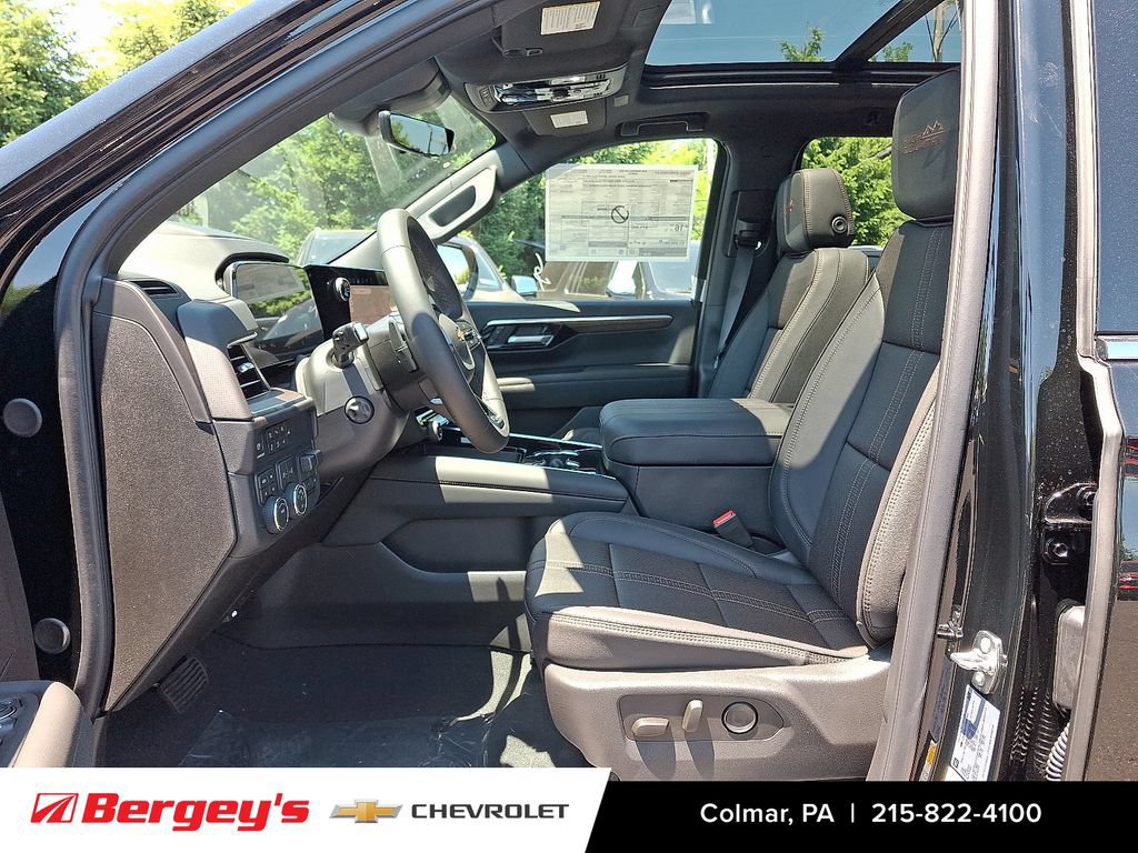New 2026 Chevrolet Suburban High Country w/ Sun And Tow Package AWD/4WD image 10