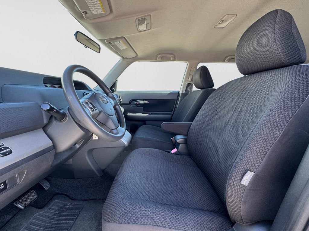 Used 2008 Scion xB FWD image 16