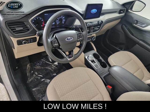 Used 2022 Ford Escape SE w/ Cold Weather Package FWD image 15