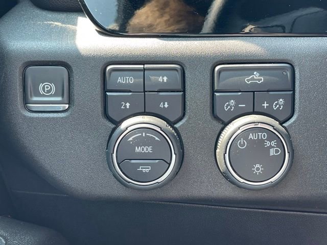 Used 2024 Chevrolet Silverado 1500 LT w/ Z71 Off-Road Package image 14