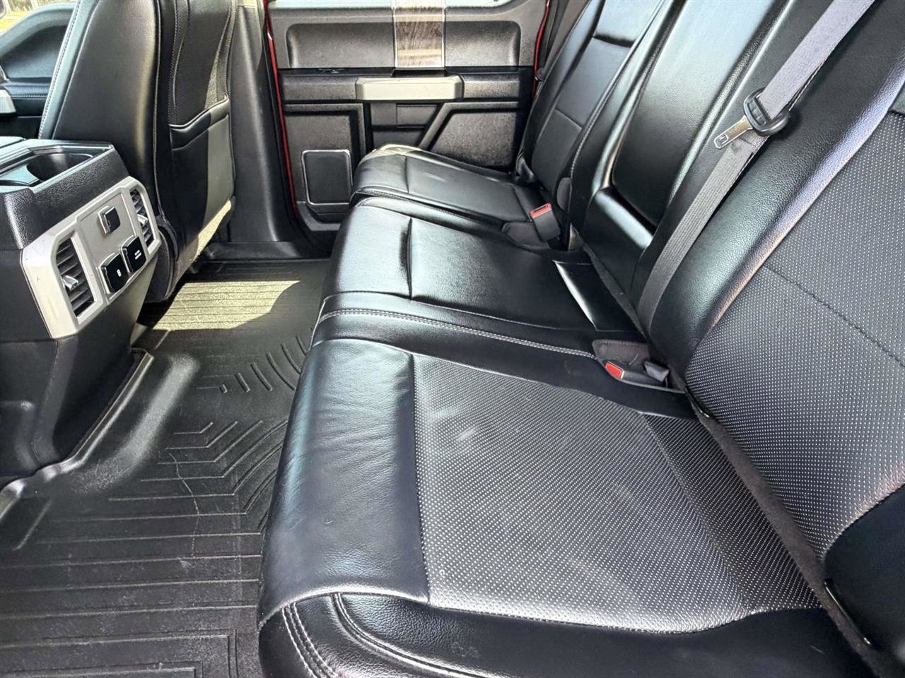 Used 2019 Ford F250 Lariat w/ Lariat Ultimate Package AWD/4WD image 14