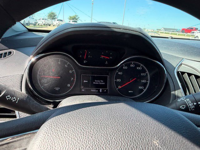 Used 2019 Chevrolet Cruze LT w/ Convenience Package FWD image 15