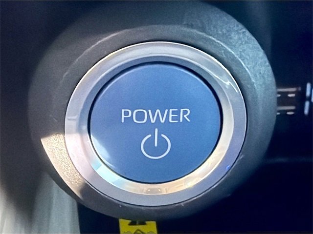 Used 2022 Toyota Venza XLE image 33