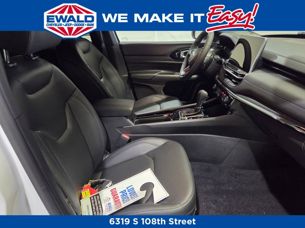 New 2026 Jeep Compass Limited image 9