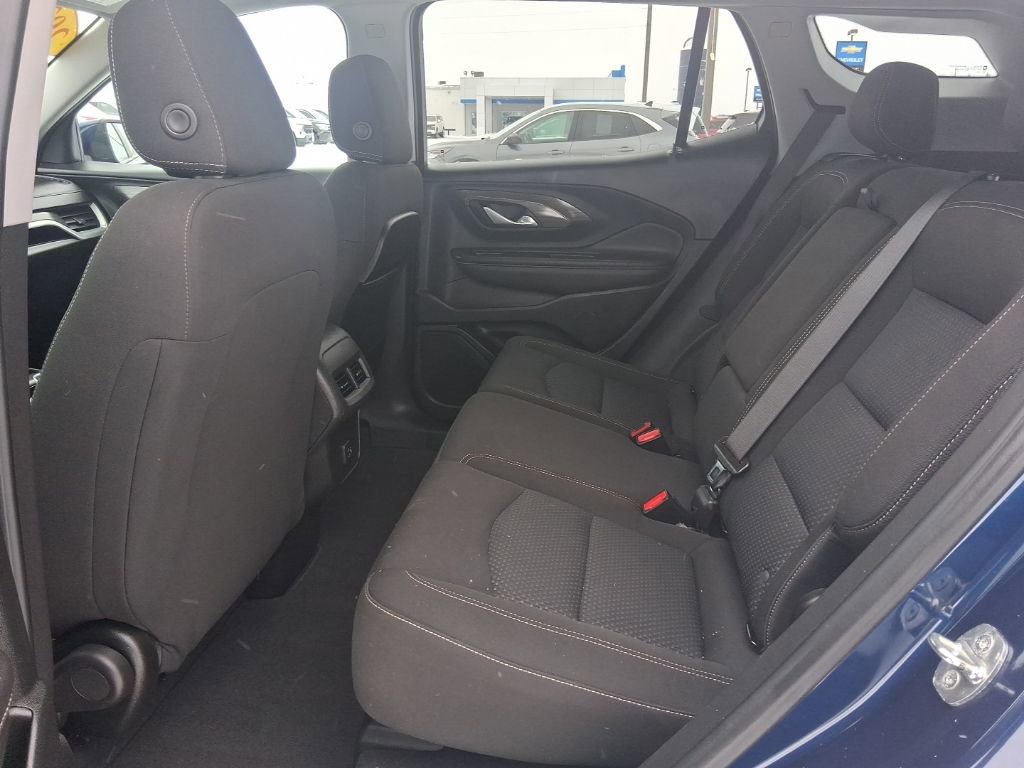 Used 2022 GMC Terrain SLE image 16