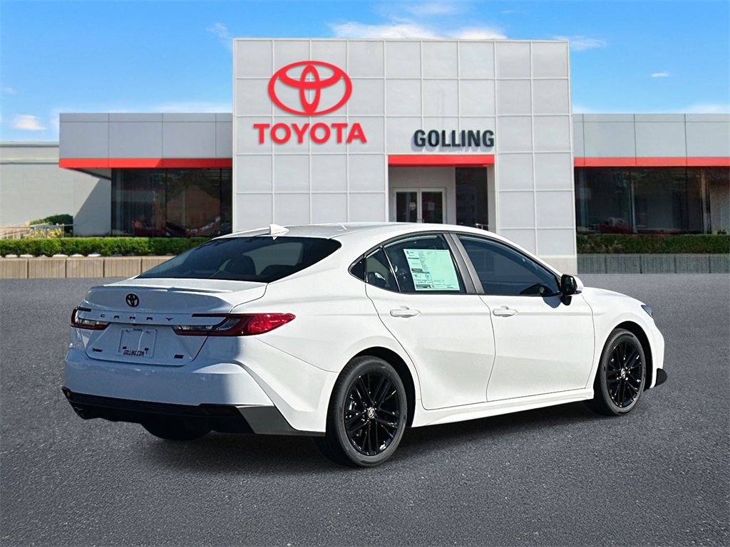 New 2026 Toyota Camry SE image 3