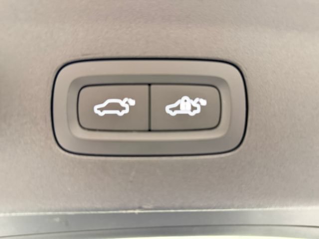 Used 2022 Polestar Polestar 2 w/ Performance Package AWD/4WD image 25