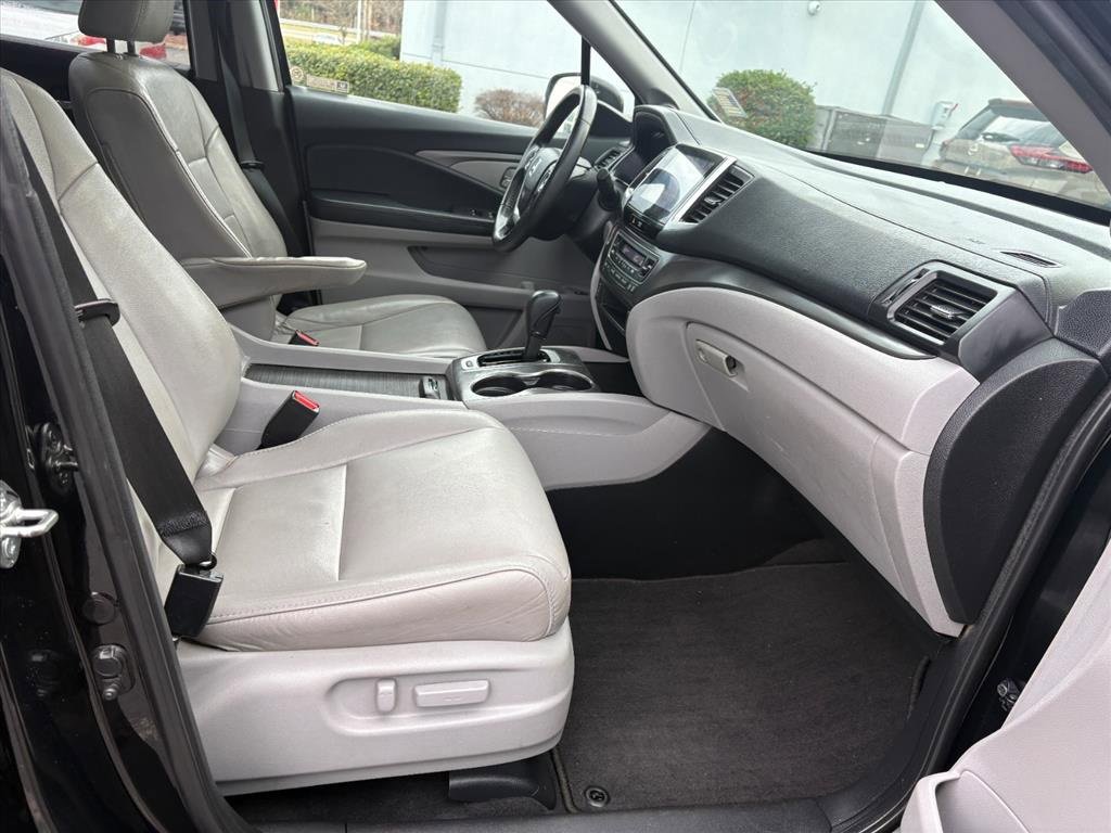 Used 2017 Honda Pilot EX-L image 17