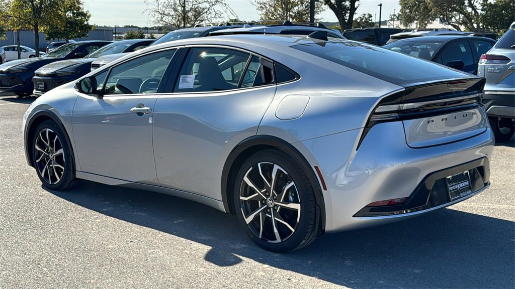 New 2026 Toyota Prius Plug-In Hybrid image 6