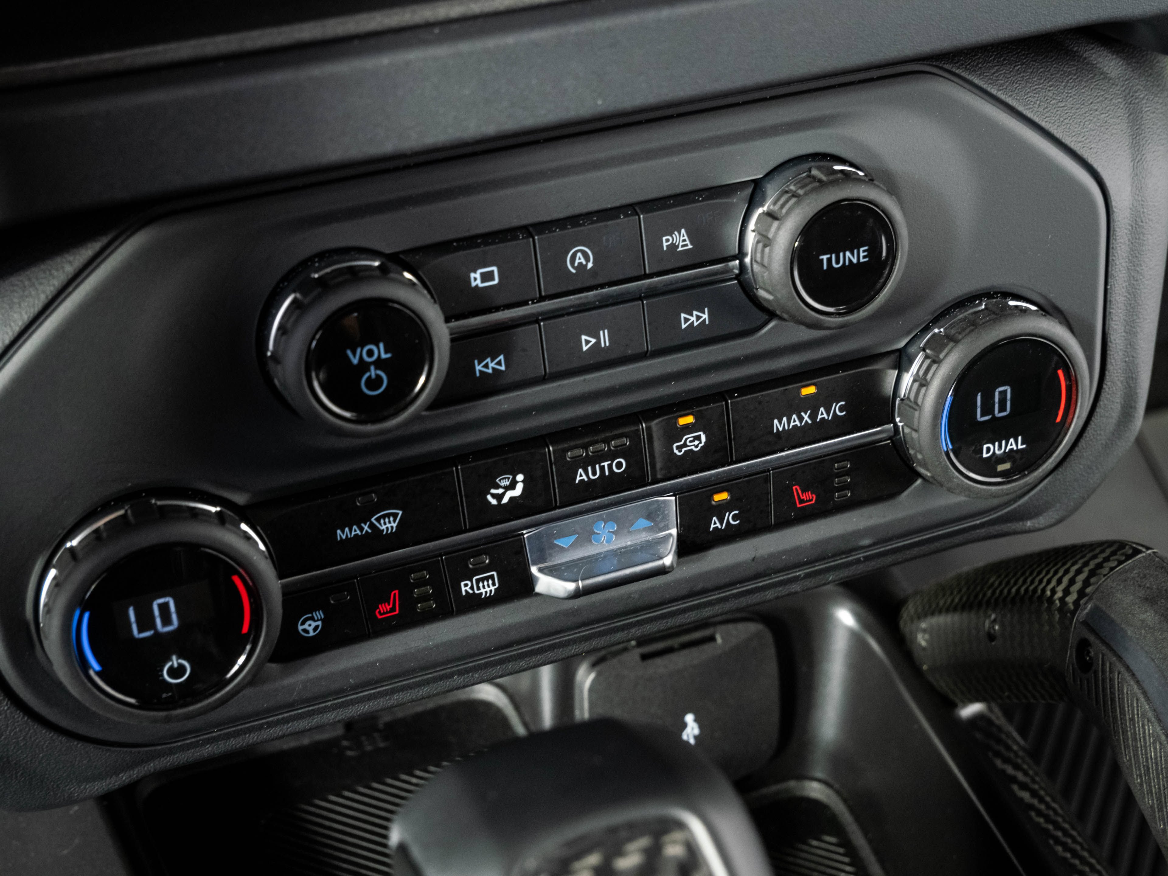 Used 2025 Ford Bronco Raptor AWD/4WD image 16