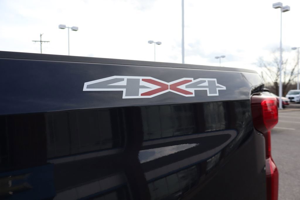 Used 2023 Chevrolet Silverado 1500 Custom w/ LPO, Dark Essentials Package image 27