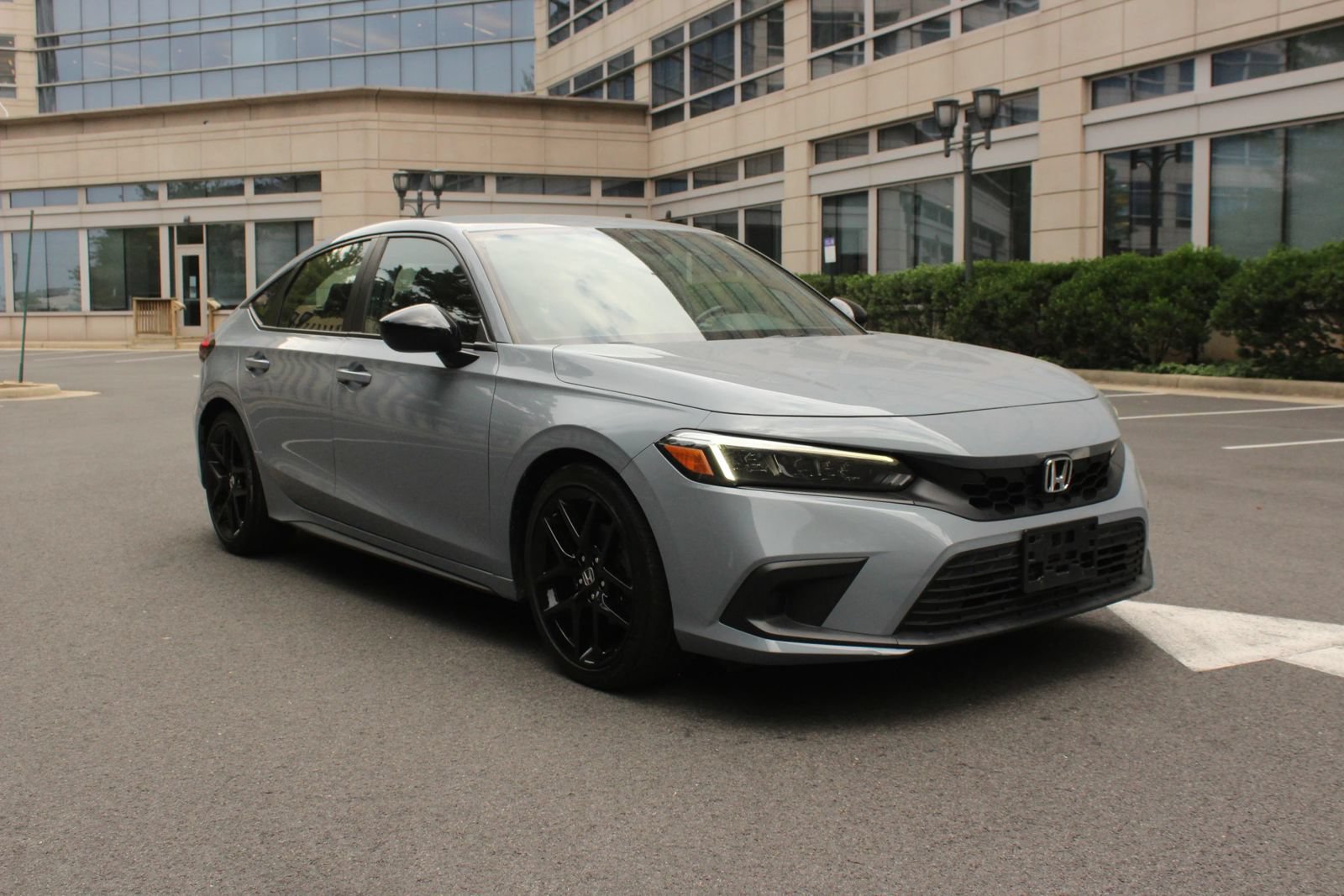 Used 2022 Honda Civic Sport image 1