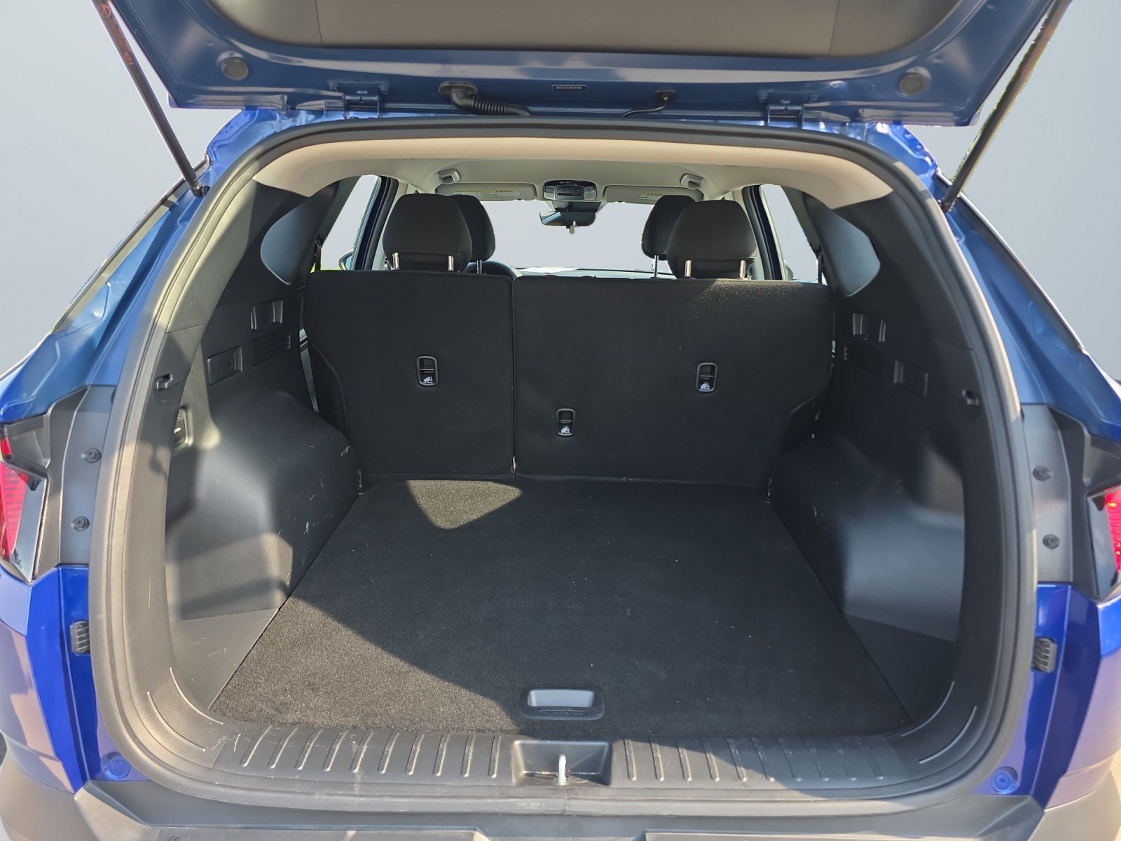 Certified 2024 Hyundai Tucson SE AWD/4WD image 16