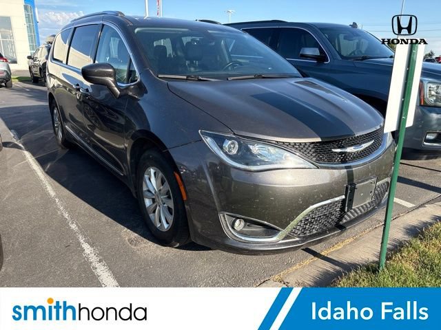 Used 2019 Chrysler Pacifica Touring-L