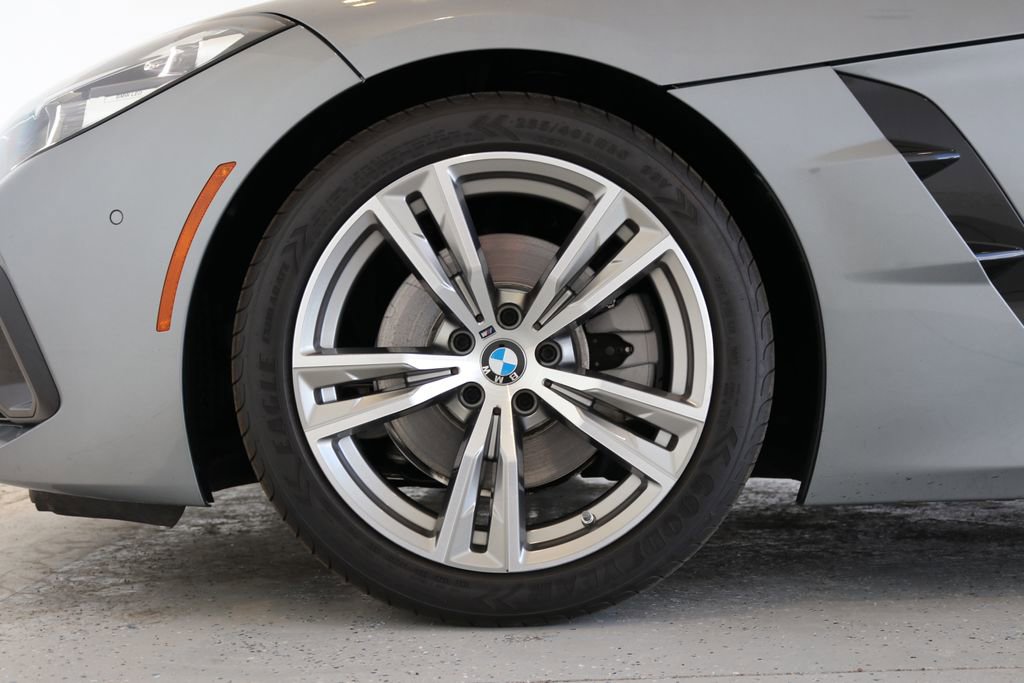 Used 2025 BMW Z4 sDrive30i RWD image 35
