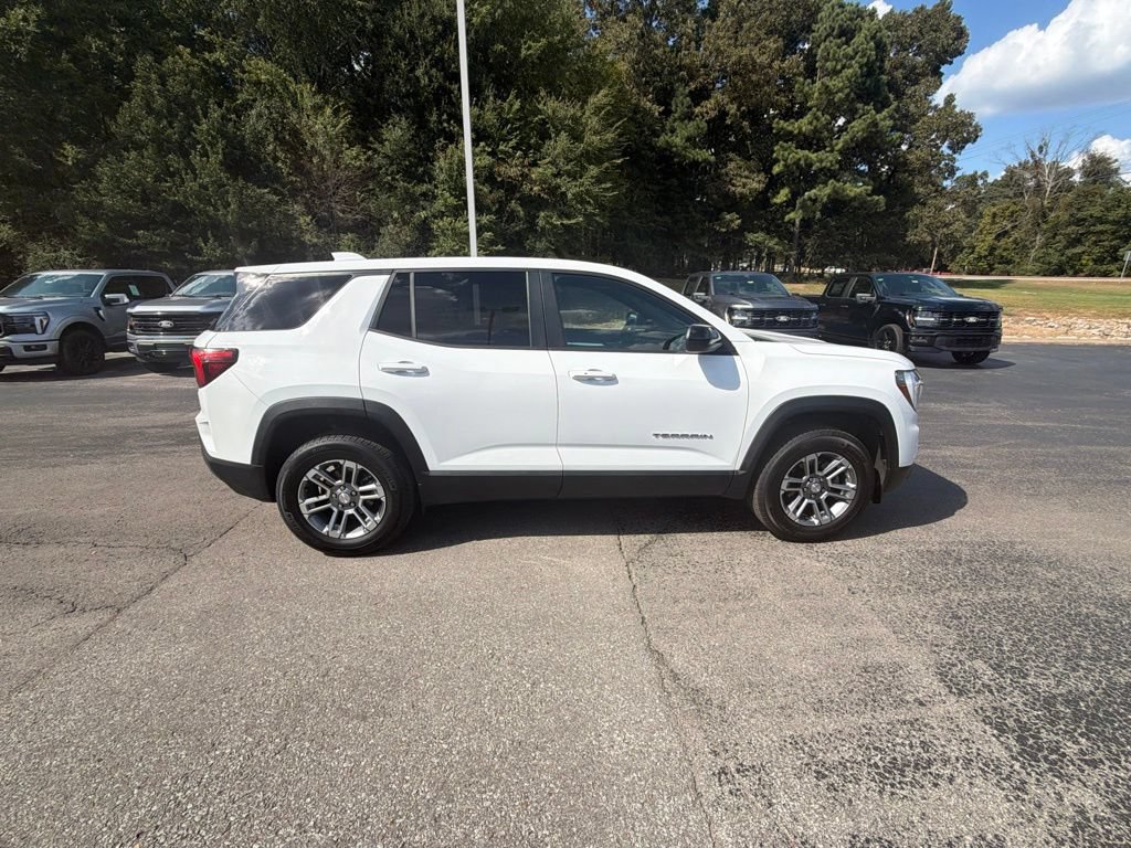 Used 2026 GMC Terrain Elevation AWD/4WD image 3